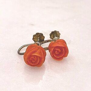 Natural Red Coral Flower Stud Earrings 🌸